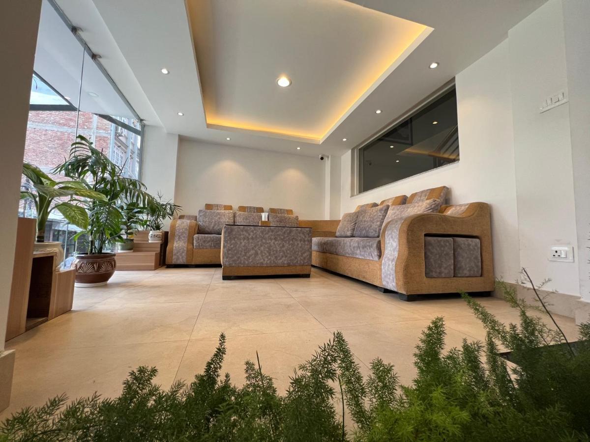 Hotel New Era Katmandu Dış mekan fotoğraf