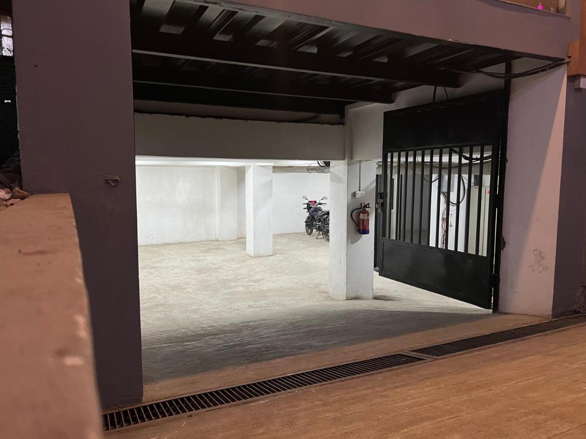 Hotel New Era Katmandu Dış mekan fotoğraf