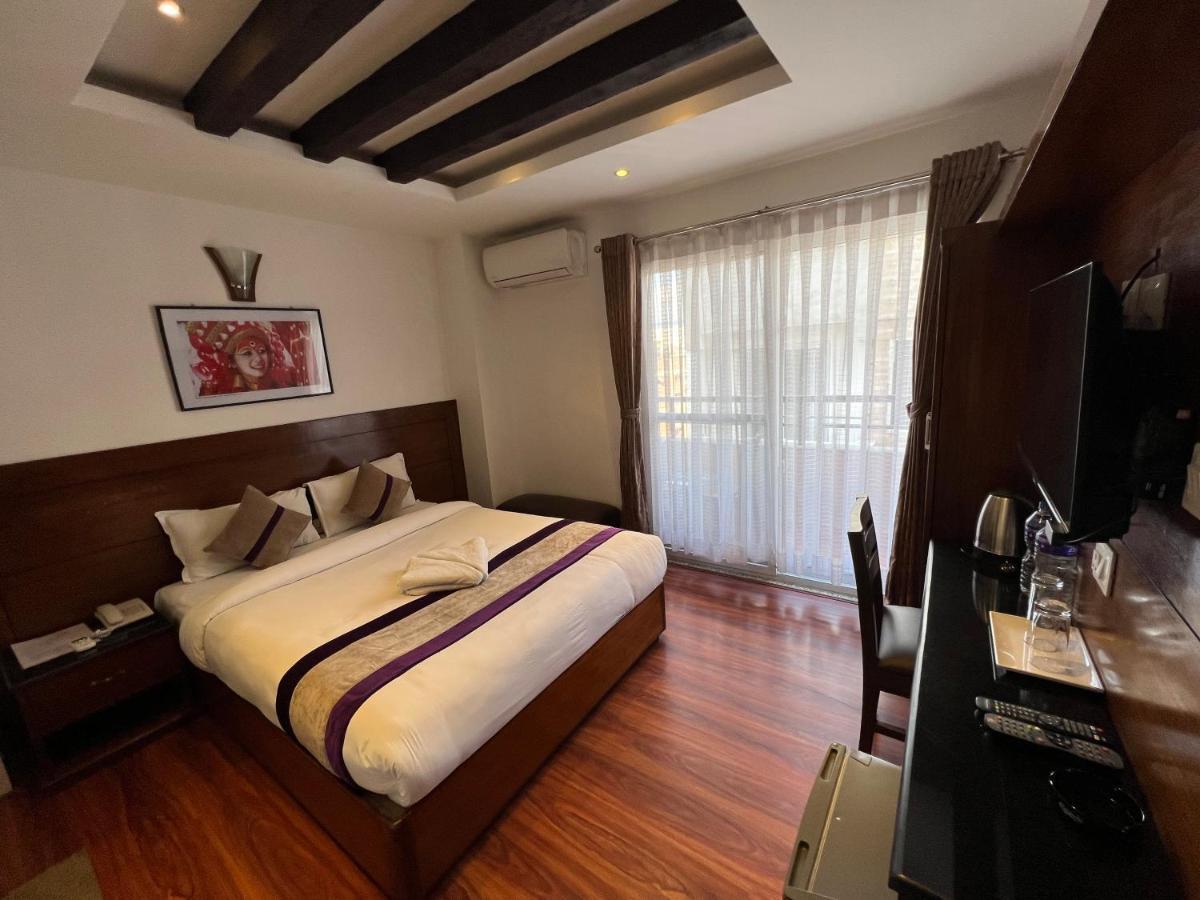 Hotel New Era Katmandu Dış mekan fotoğraf
