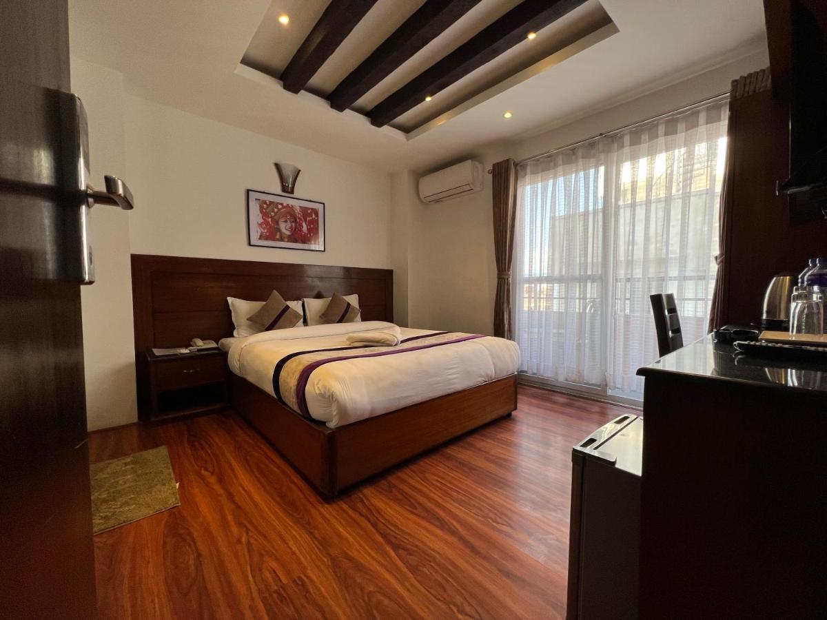 Hotel New Era Katmandu Dış mekan fotoğraf